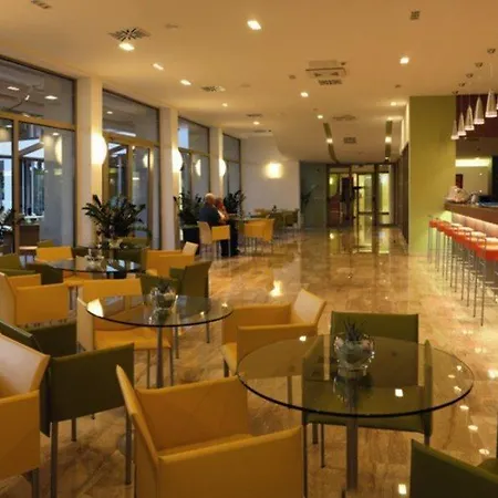 Hotel Grand Metropol 5*